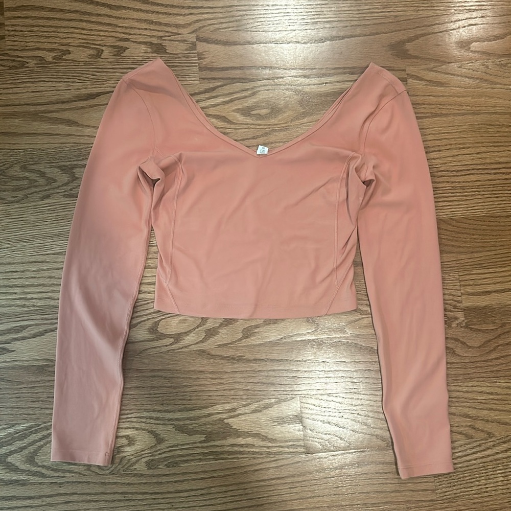lululemon athletica Long Sleeve Cropped Top in Dusty Rose